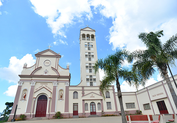 Igreja São Pedro e São Paulo